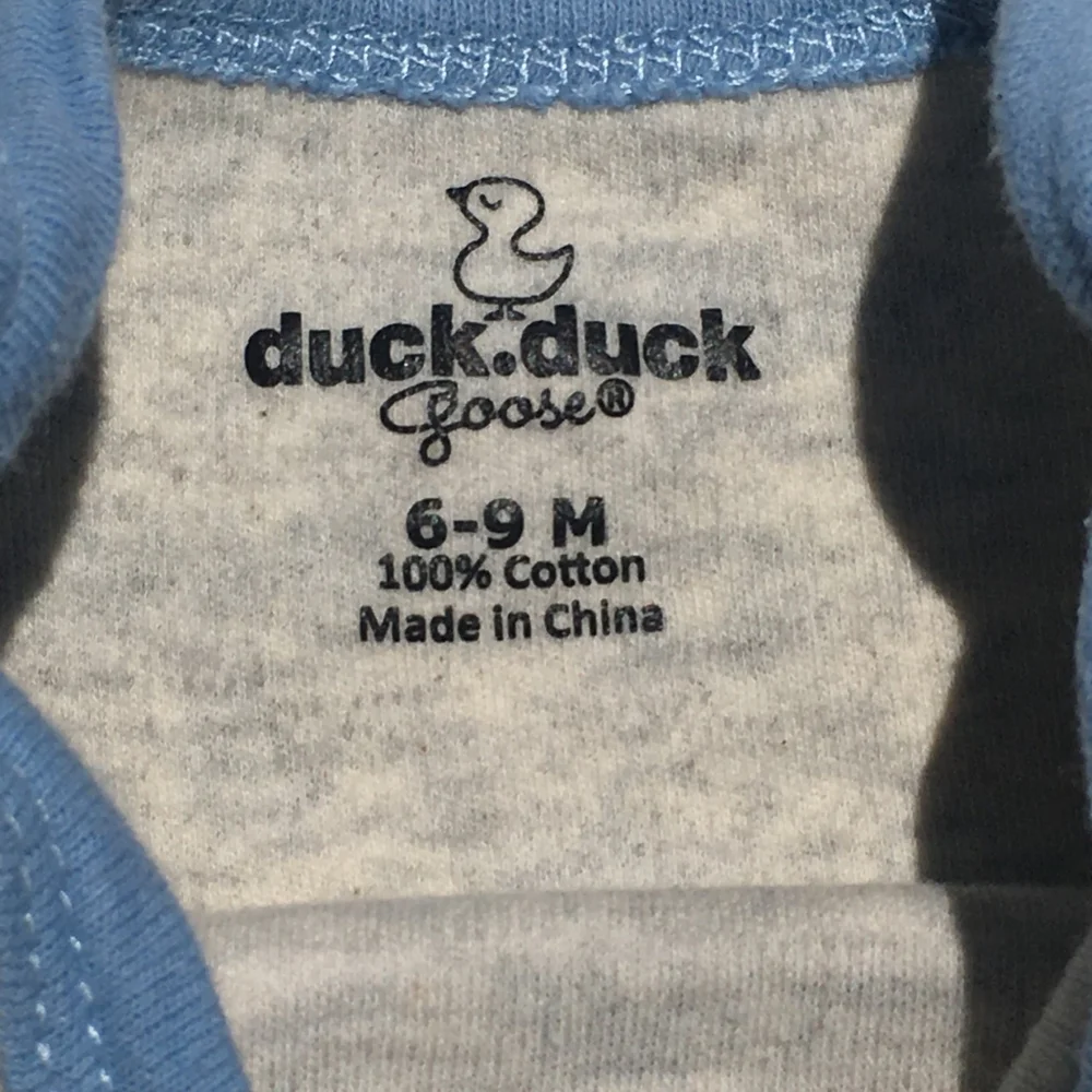 Duck Duck Goose Handsome Cutie Onesie Size 6-9 Months Gray Blue
